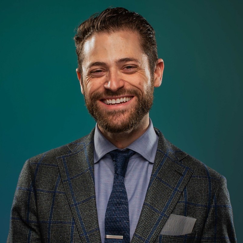 Alexei Mlodinow, Co-founder, CEO, and Board Director of Surgical Innovation Associates